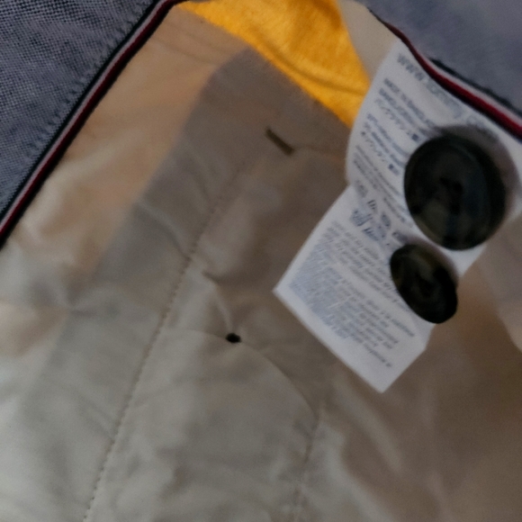 Tommy Hilfiger Custom Fit Chino - Picture 9 of 9
